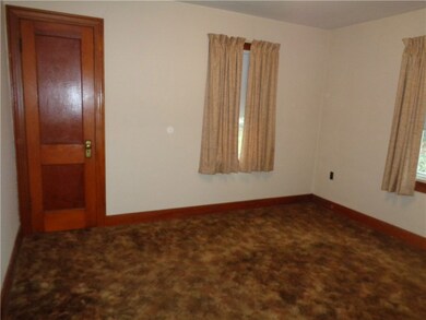 2704 Lafayette Rd, Erie, PA 16506 - photo 6