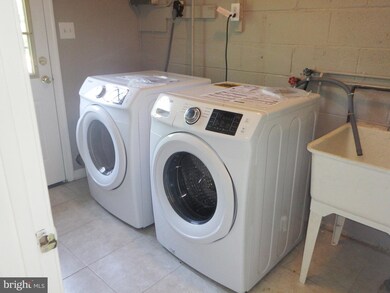 8537 Pioneer Dr, Severn, MD 21144 - photo 6