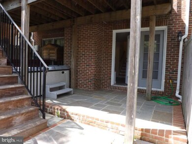 8511 Halston Way, Bethesda, MD 20814 - photo 5