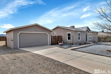 79 Jasper Ln, Dayton, NV 89403 - photo 2