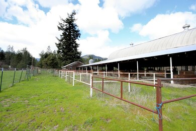 734 Powell Creek Rd, Williams, OR 97544 - photo 3