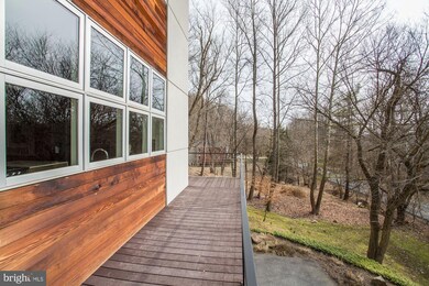 9711 Macarthur Blvd, Bethesda, MD 20817 - photo 5