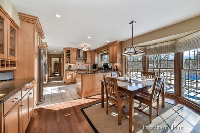 121 Christina Cir, Wheaton, IL 60189 - photo 4