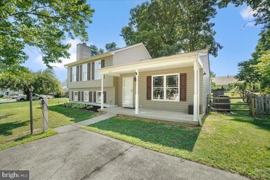 6672 Mid Summer Night Ct, Sykesville, MD 21784 - photo 2