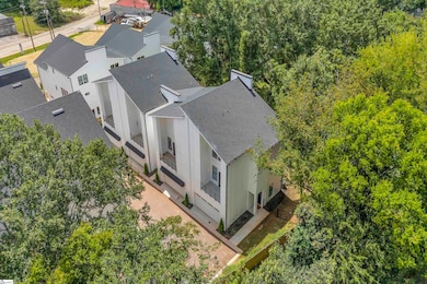 109 Lepak Ln, Greenville, SC 29605 - photo 4