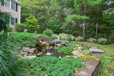 31 Webster St, Douglas, MA 01516 - photo 3