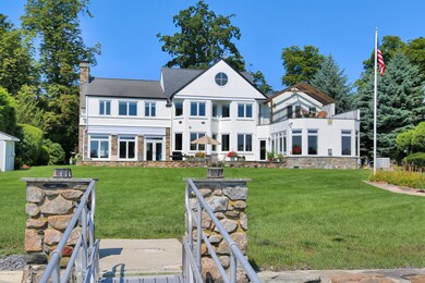 33 Willowmere Cir Riverside CT-print-007