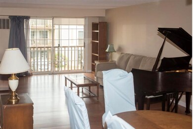 171 Cannongate III, Nashua, NH 03063 - photo 2