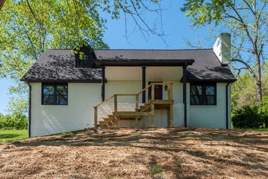 203 Vantrease Rd, Cottontown, TN 37048 - photo 2