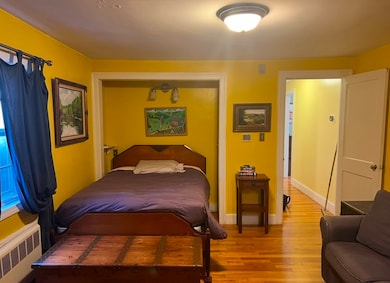 137 Warwick Rd unit 137, West Newton, MA 02465 - photo 4