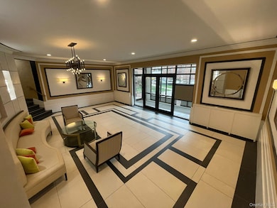 100-11 67th Rd unit 4, Forest Hills, NY 11375 - photo 7