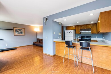 2436 I St NE unit C, Auburn, WA 98002 - photo 6