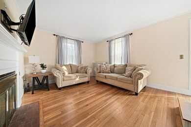61 Walnut Ave, Braintree, MA 02184 - photo 2