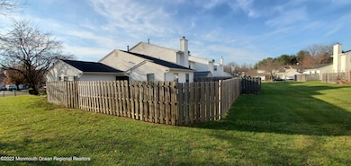 27 Farragut Square, Freehold, NJ 07728 - photo 3