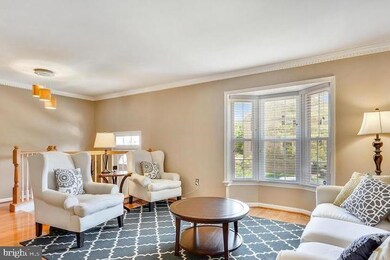 2018 Pieris Ct, Vienna, VA 22182 - photo 2