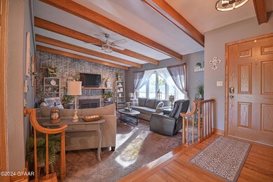 721 5th Ave SE, East Grand Forks, MN 56721 - photo 3