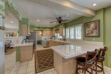 Breakfast Bar ~ Kitchen