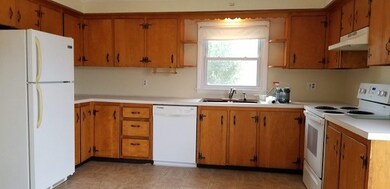 762 Green End Ave unit 1, Middletown, RI 02842 - photo 5