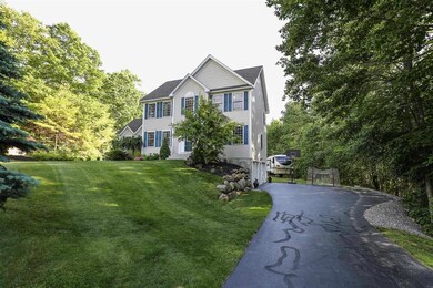 126 Monarch Ave, Goffstown, NH 03045 - photo 4