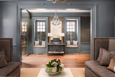 Foyer/Saloon 1st Floor