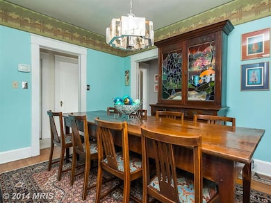 238 Ridgeway Rd, Catonsville, MD 21228 - photo 2