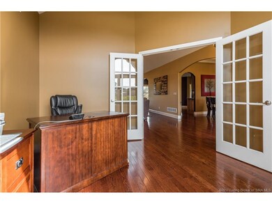 9303 Clyde Ct, Floyds Knobs, IN 47119 - photo 7