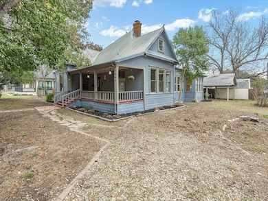 600 Williams St, Waxahachie, TX 75165 - photo 2