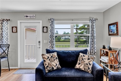 32 Pine Arbor Ln unit 205, Vero Beach, FL 32962 - photo 6