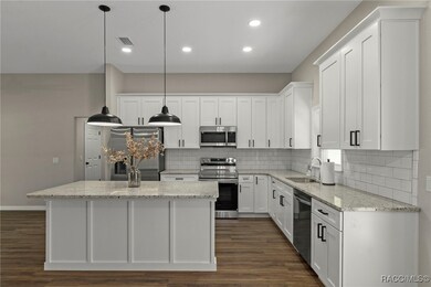 922 E Hobart Ln, Hernando, FL 34442 - photo 7