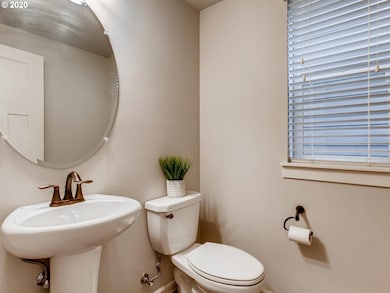 2121 35th Ave, Forest Grove, OR 97116 - photo 5