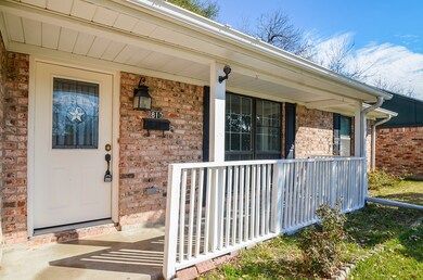 810 Frazer Ln, Houston, TX 77038 - photo 2