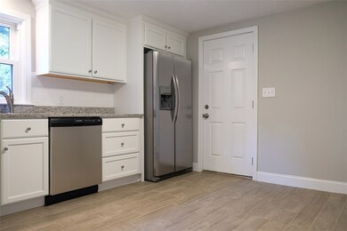 73 Vanderbilt Rd, Warwick, RI 02886 - photo 6