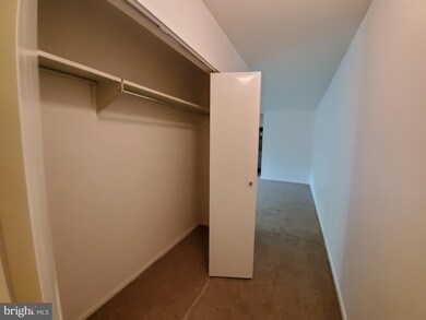 1475 Mount Holly Rd unit H12, Beverly, NJ 08010 - photo 5