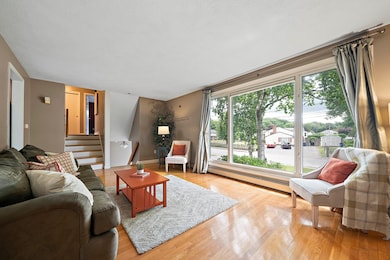 108 Bradford Rd, Braintree, MA 02184 - photo 5