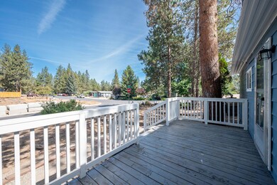 60933 Ridge Dr, Bend, OR 97702 - photo 3