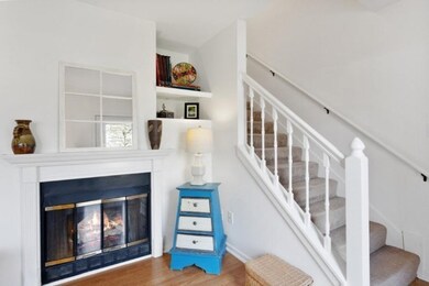 Foyer Unit A