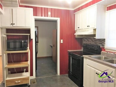 2157 Knightsbridge Rd, Macon, GA 31211 - photo 4