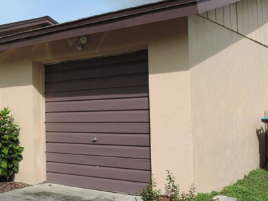 1 Car Garage