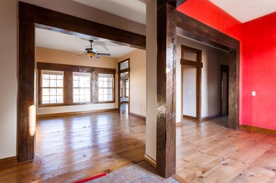 1686 North Carnegie, Nixa