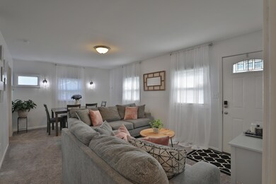 1047 S Ashburton Rd, Columbus, OH 43227 - photo 5