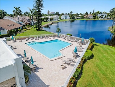 555 Park Shore Dr unit B513, Naples, FL 34103 - photo 6