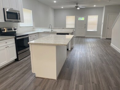 1029 Calvin Ave unit A, Houston, TX 77088 - photo 4