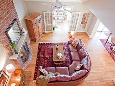 761 Foxglove Dr, Algonquin, IL 60102 - photo 2