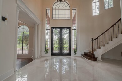 Dramatic Two Story Entry!