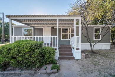 116 Adalida Ln, Springtown, TX 76082 - photo 4