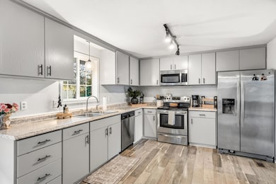 775 Garfield St, Medford, OR 97501 - photo 6