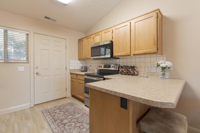 700 N. Main Street, #H7-Robyn Buckwalter