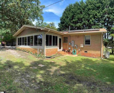 228 Styles Rd, Taylors, SC 29687 - photo 4