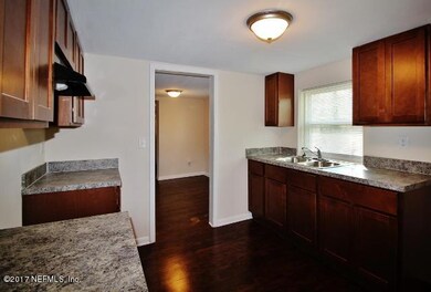 7904 India Ave, Jacksonville, FL 32211 - photo 4