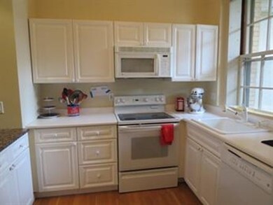 60E Glen Rd unit 106-1, Brookline, MA 02445 - photo 2